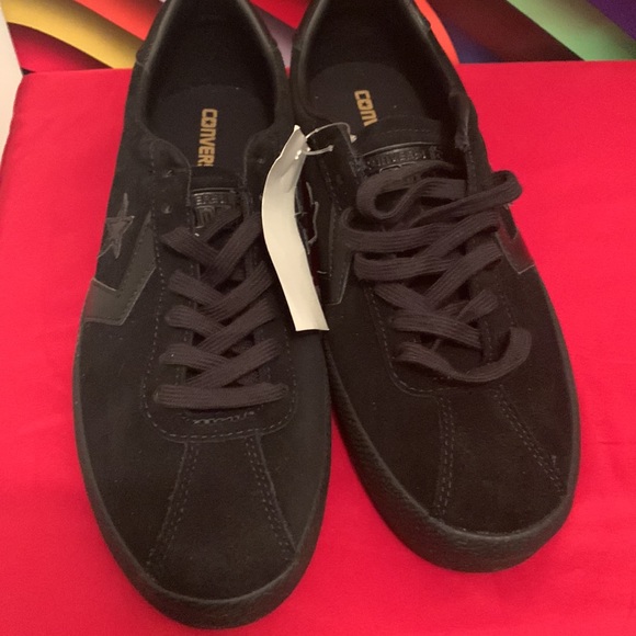 Brand new converse no box - Picture 3 of 8